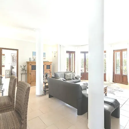 Idyllic Gem By The Sea بيت للعطل *